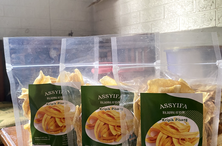 Kripik pisang (1/4)